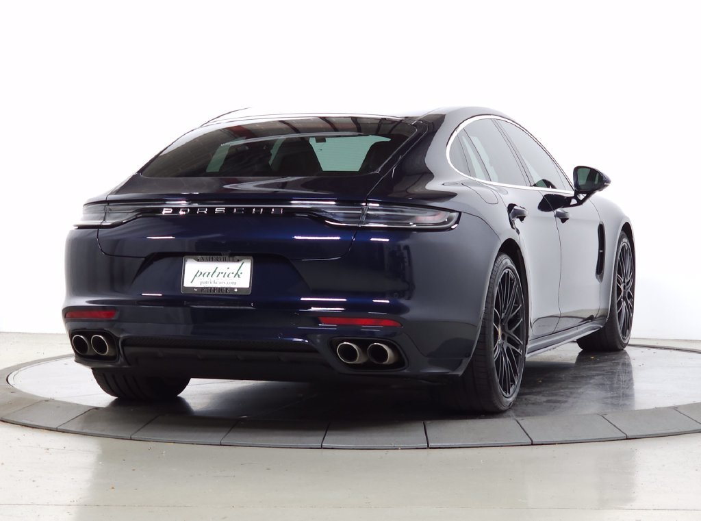 Used 2022  Porsche 4S image 8