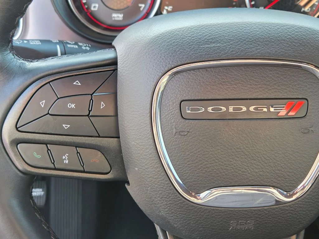 Used 2023 Purple Dodge SXT image 25