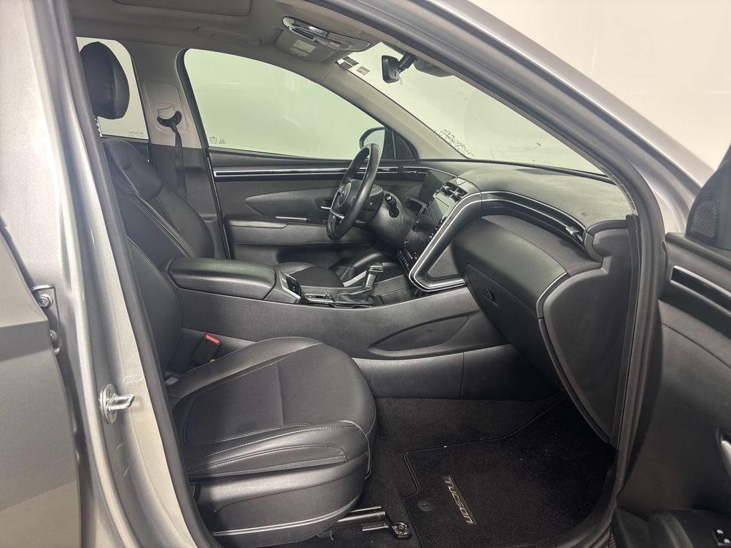 Used 2023 Silver Hyundai SEL image 7
