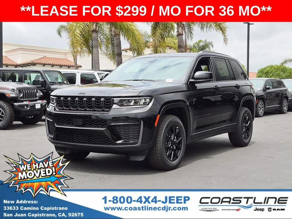 New 2026 Diamond Black Crystal Pearl-Coat Exterior Paint Jeep Altitude image 1