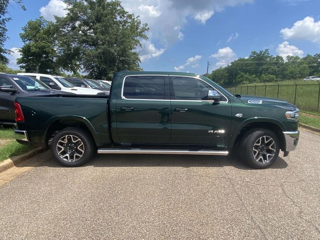 New 2026 Serrano-Green Metallic Exterior Paint RAM Laramie image 7