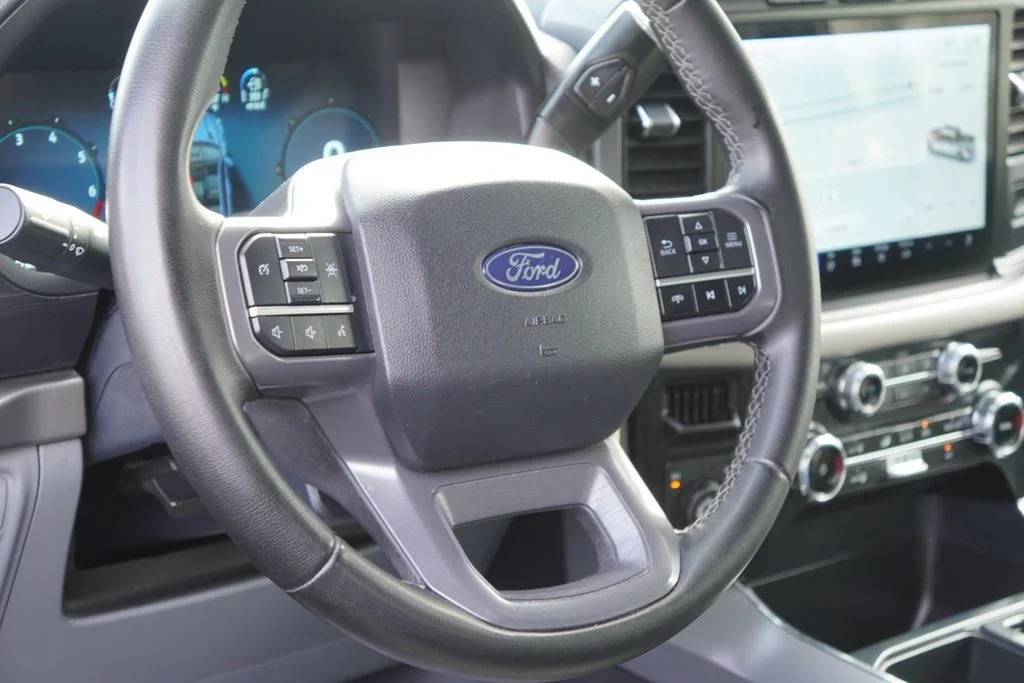 Used 2024 Avalanche Ford XLT image 14