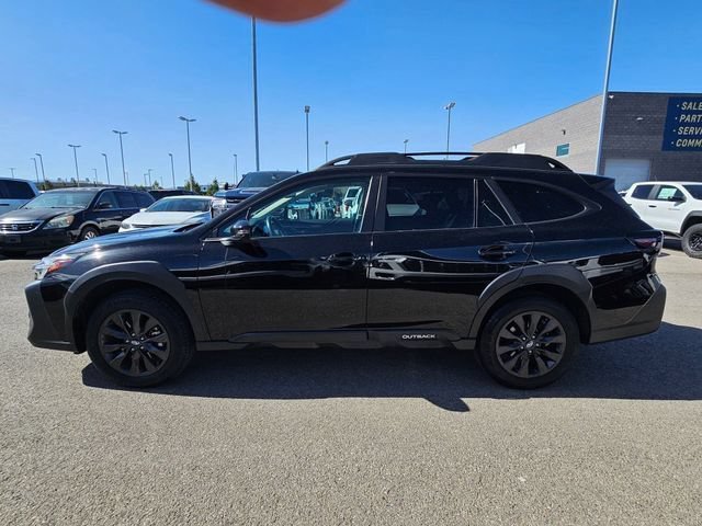 Used 2025 Crystal Black Silica Subaru Onyx Edition image 8