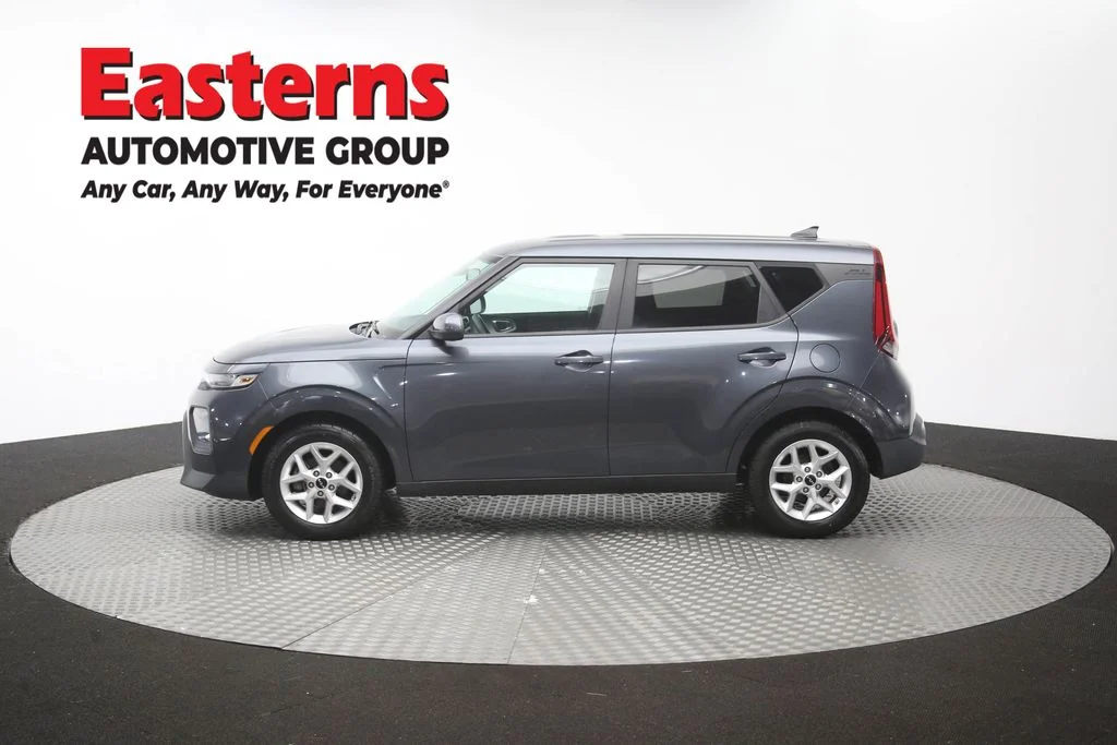 Used 2022 Gray Kia LX image 58