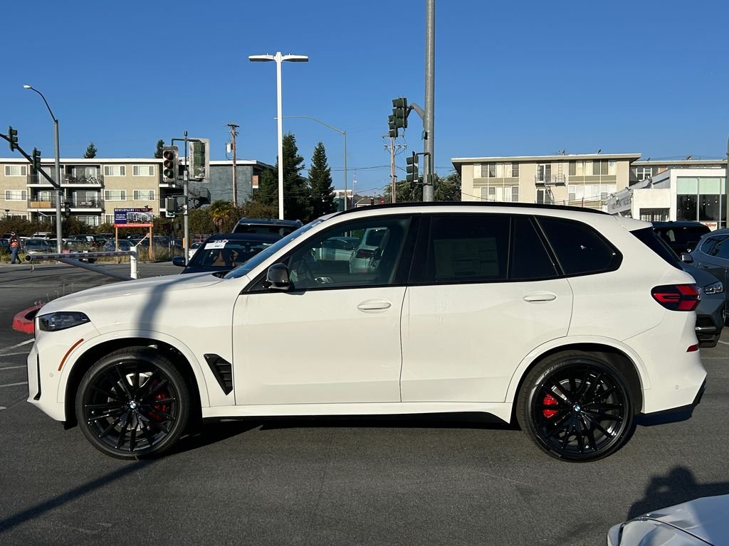 New 2026 Alpine White BMW xDrive40i image 2