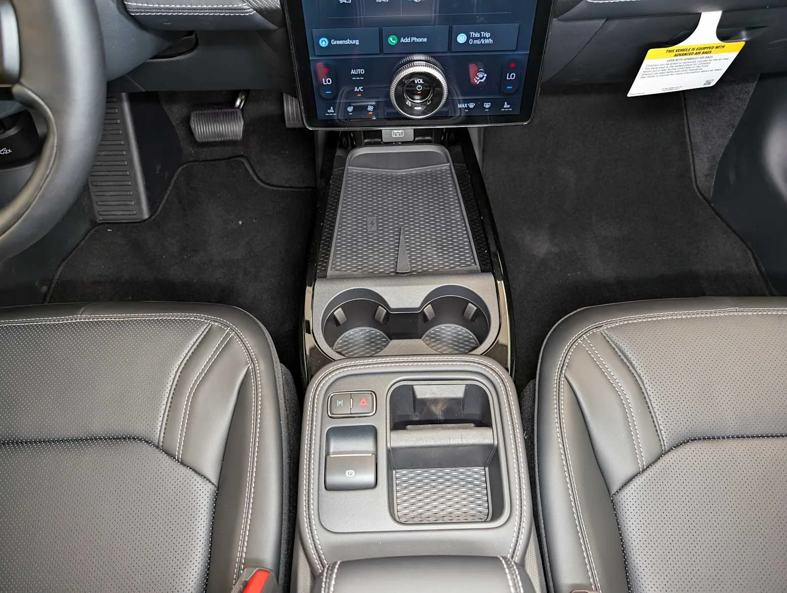 2025 Ford Mustang Mach-E Premium - Photo 13