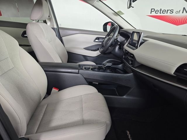 Certified Used 2025 Super Black Nissan SV image 2