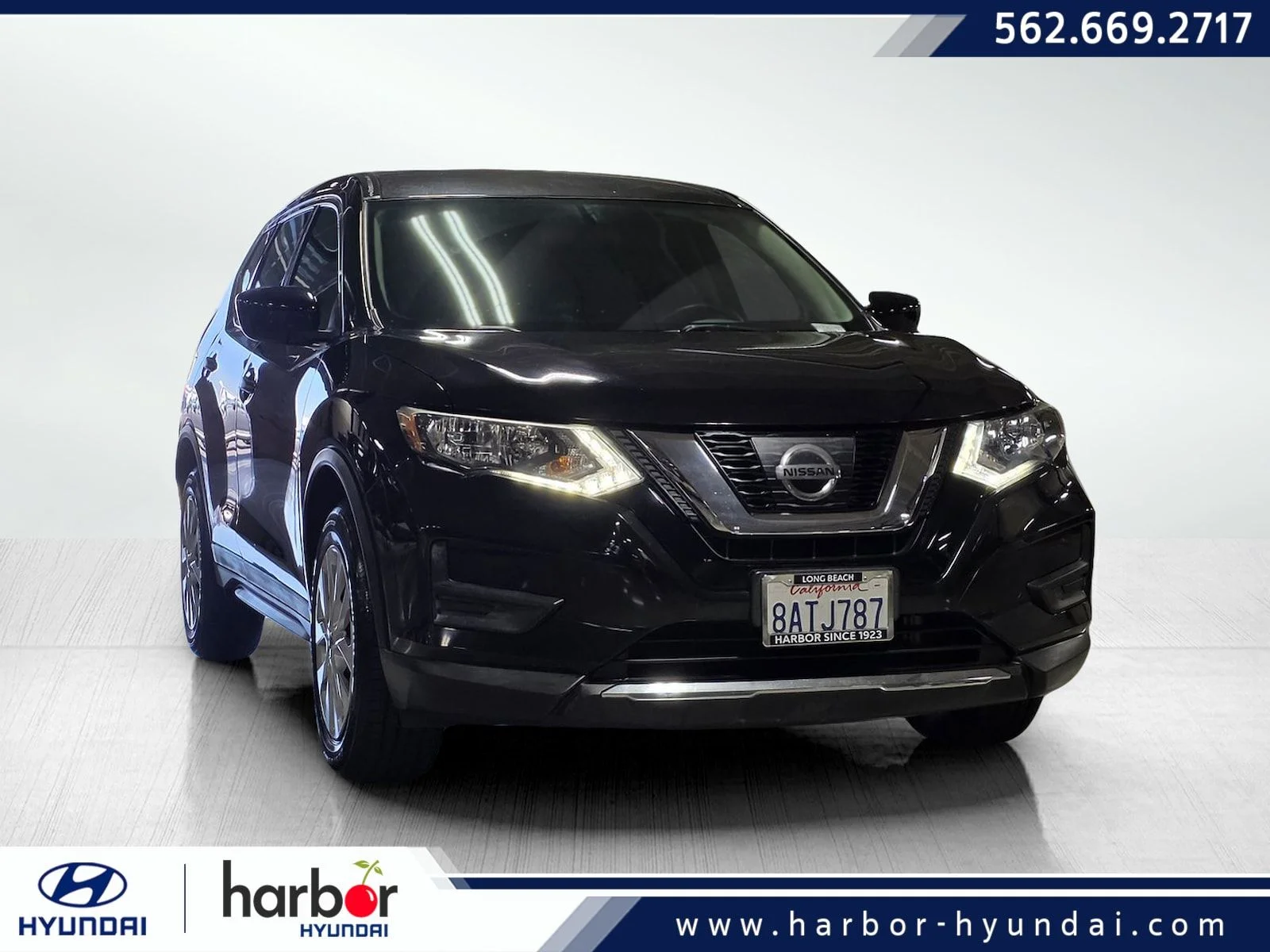 2017 Nissan Rogue S FWD's photo