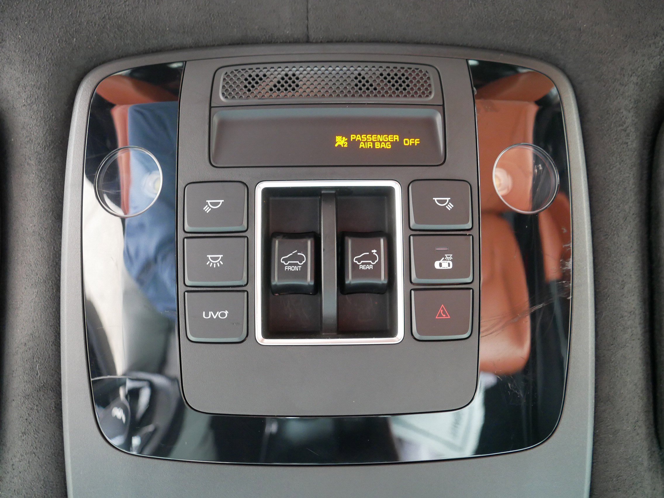 Certified Used 2022 Ceramic Silver Kia SX Prestige image 34