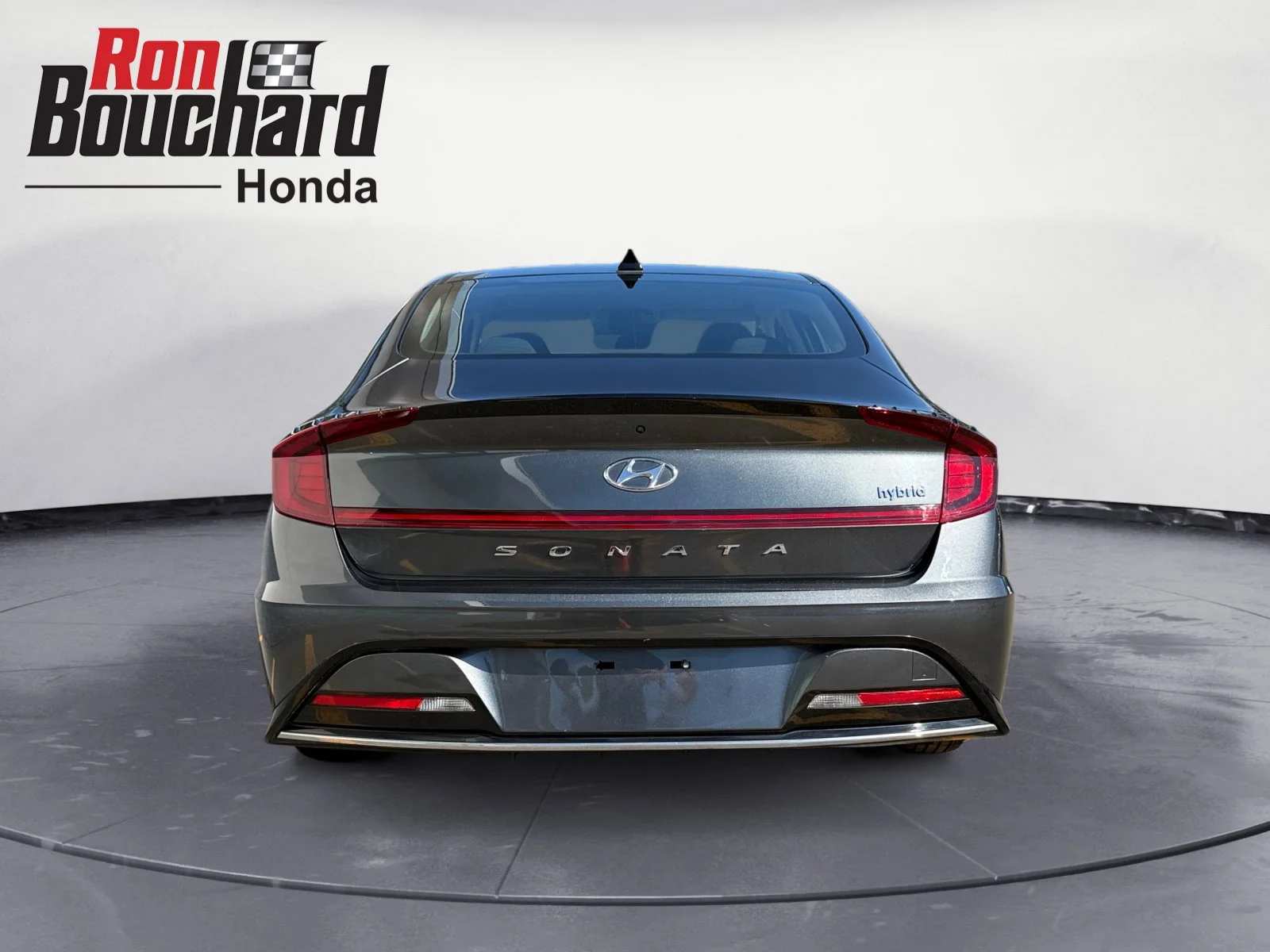 Used 2022 Portofino Gray Hyundai SEL image 3