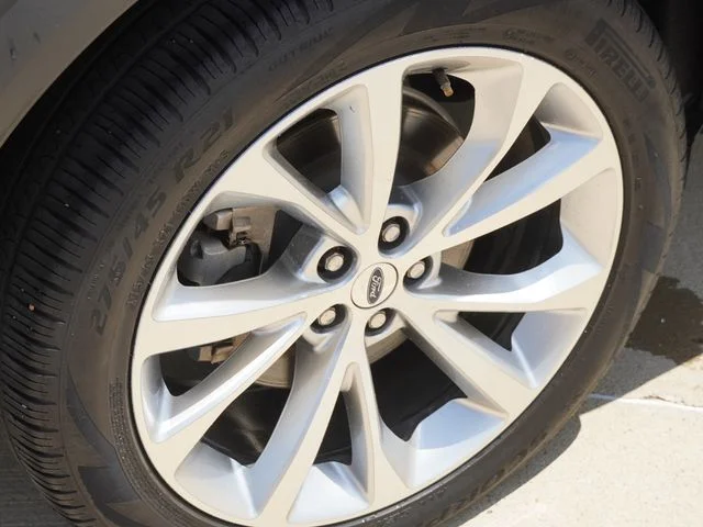 Used 2023 Black Ford Platinum image 12