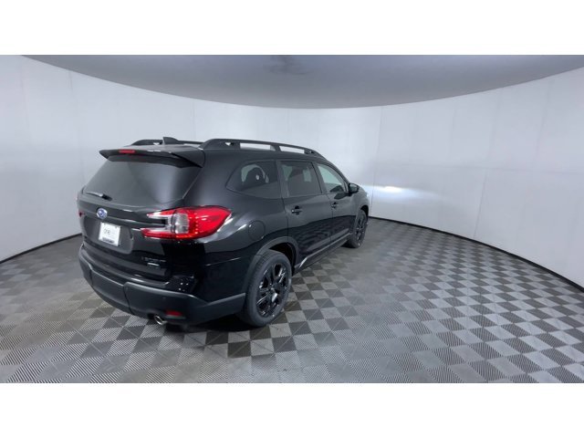 New 2026 CRYSTAL BLACK SILICA Subaru Onyx Edition Touring 7-Passenger image 8
