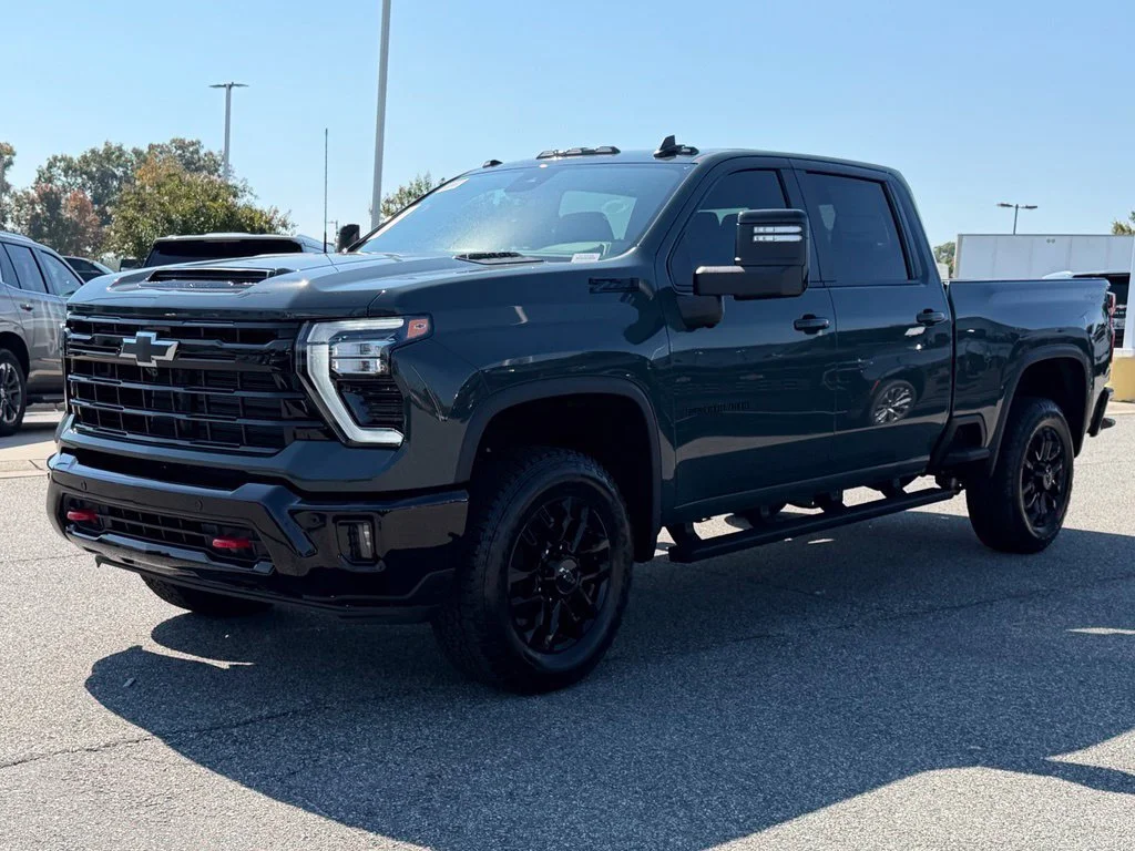 2026 Chevrolet Silverado 2500 HD LT - Photo 8