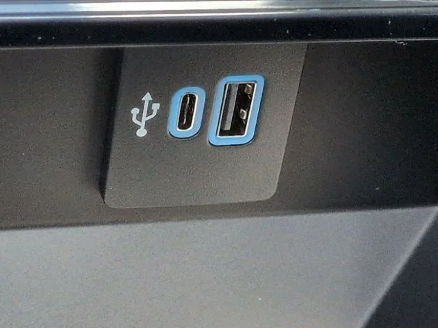 New 2026 Avalanche Ford F-250® Lariat® image 24