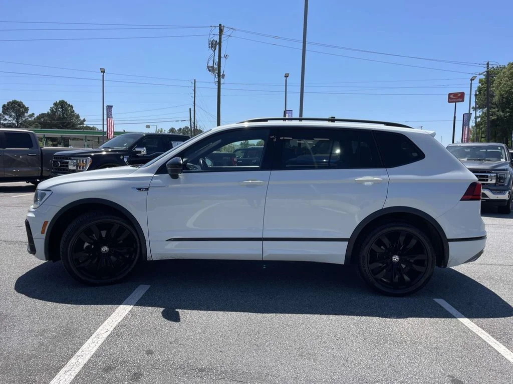Used 2021 White Volkswagen 2.0T SE R-Line Black image 5