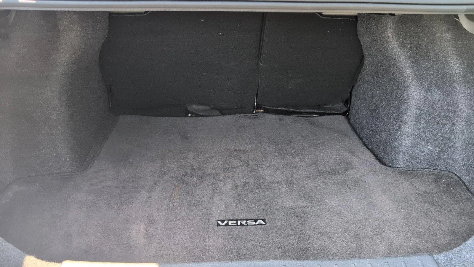 Used 2024 Gun Metallic Nissan SR image 5