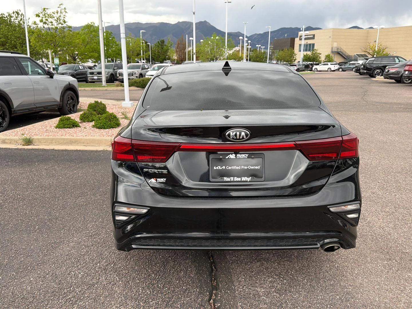 Used 2021 Aurora Black Kia LXS image 6