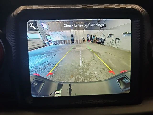 Used 2022 Black Jeep Mojave image 23