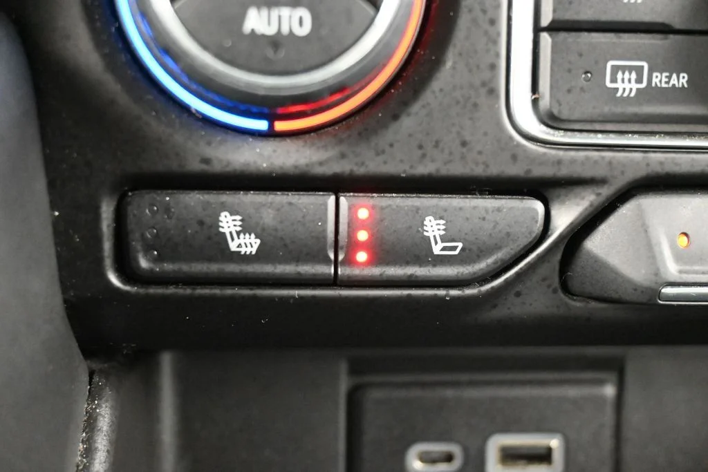 Used 2022 Black Chevrolet LT image 23