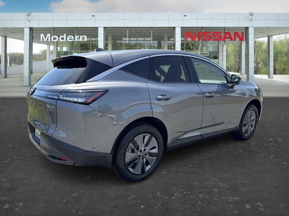 Used 2025 Gun Metallic Nissan SL image 5