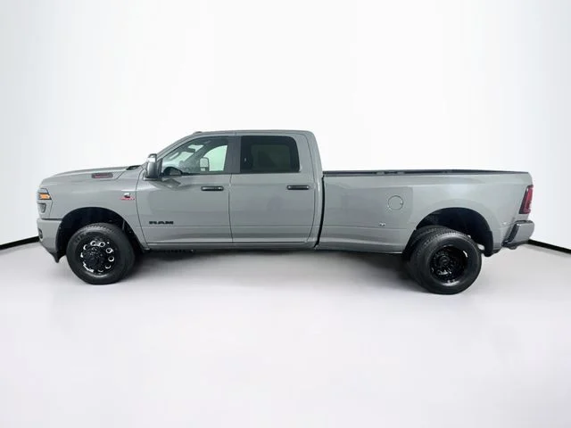 New 2026 Ceramic Gray Clear-Coat Exterior Paint RAM BIG HORN image 4