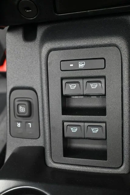 New 2026 Carbonized Gray Metallic Ford Big Bend® image 15