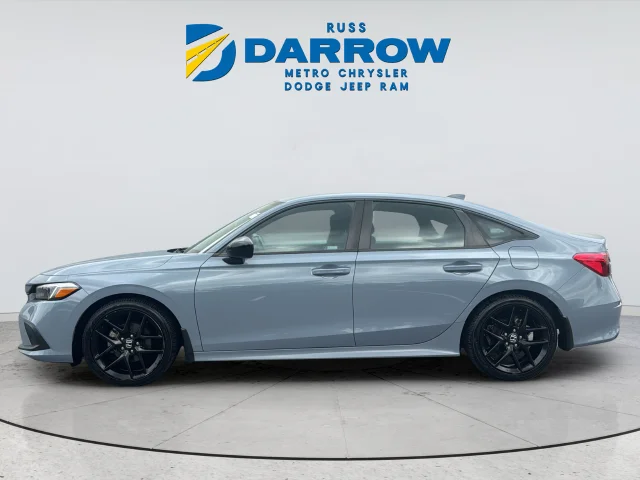 Used 2022  Honda Sport image 2