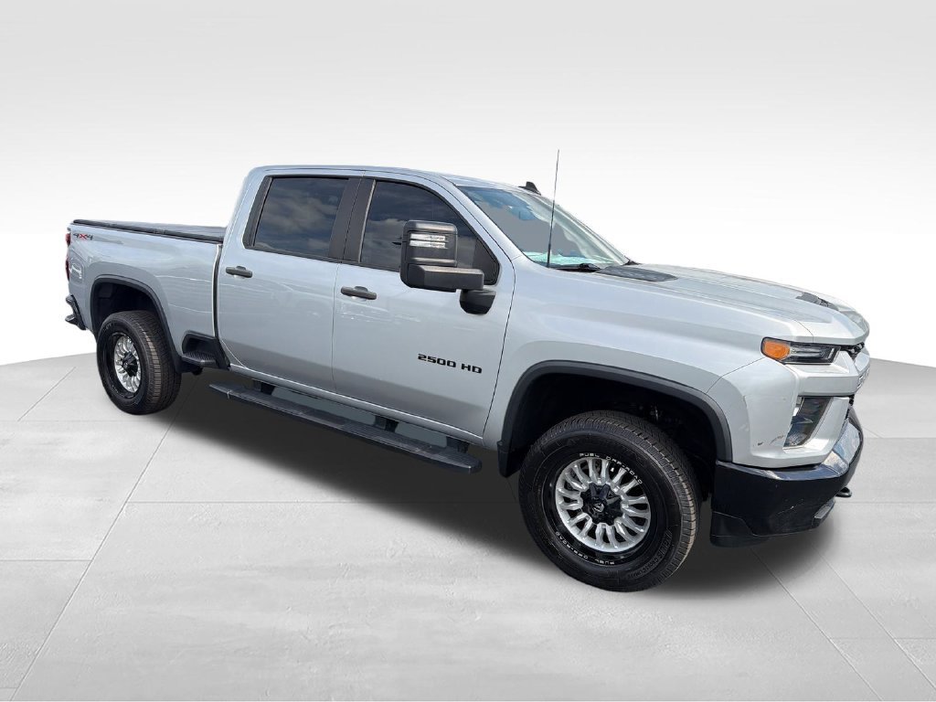 Used 2023 Silver Chevrolet Custom image 7