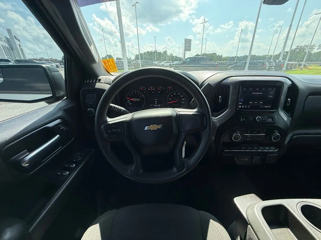 Used 2021 Gray Chevrolet Custom image 21