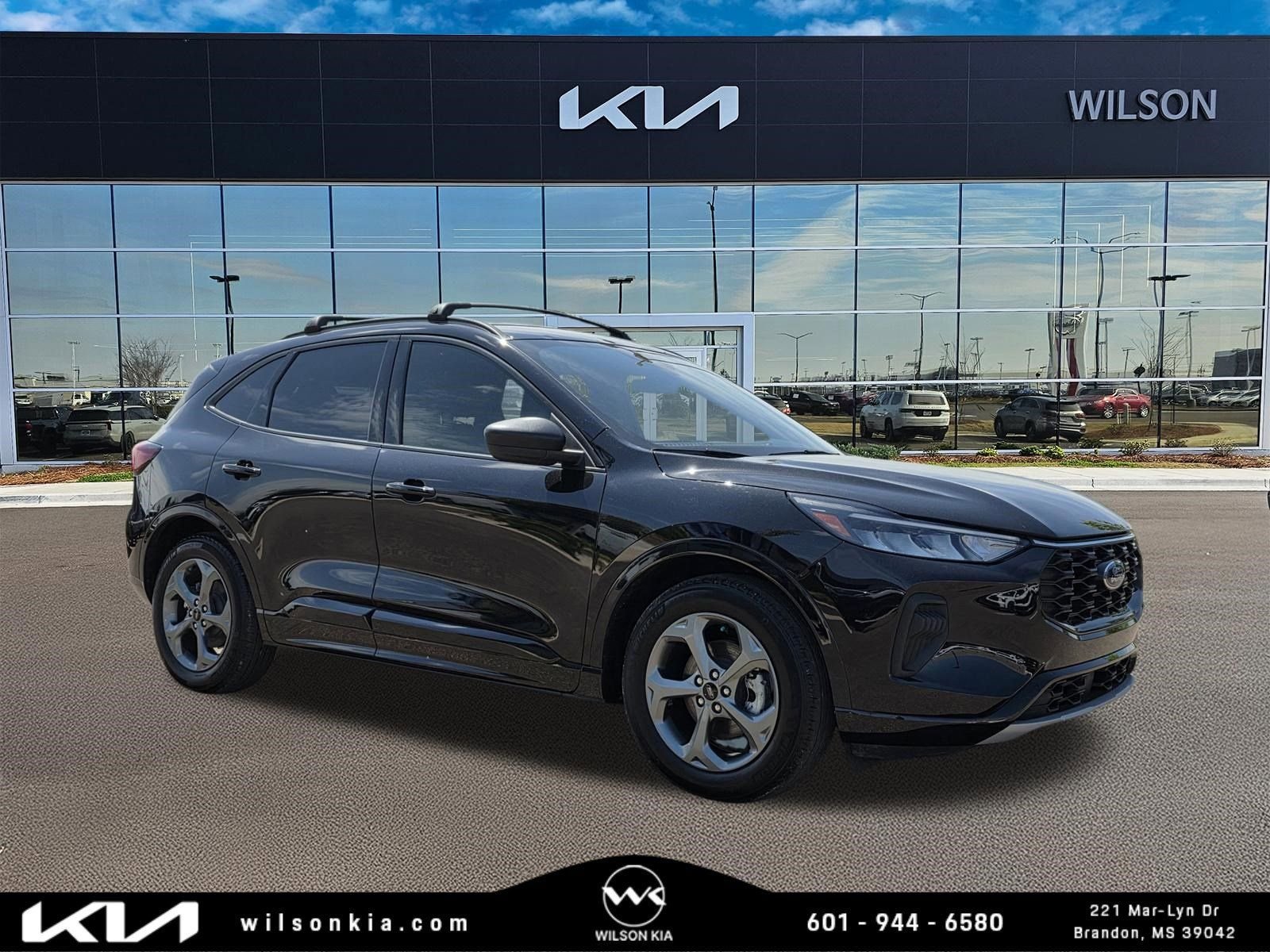 2024 Ford Escape ST-Line FWD Hybrid's photo