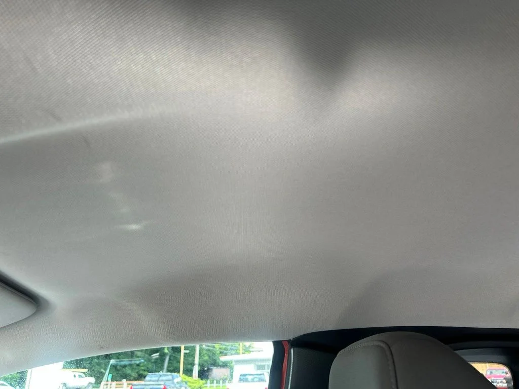 Used 2016 Red Toyota SR5 image 21