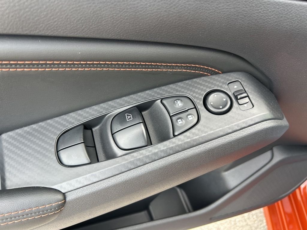 Used 2021 Orange Nissan 2.5 SR image 21