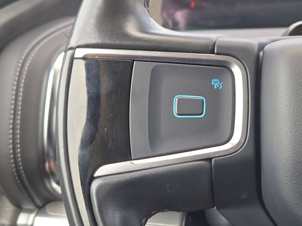Used 2025 Black Ford Platinum image 24