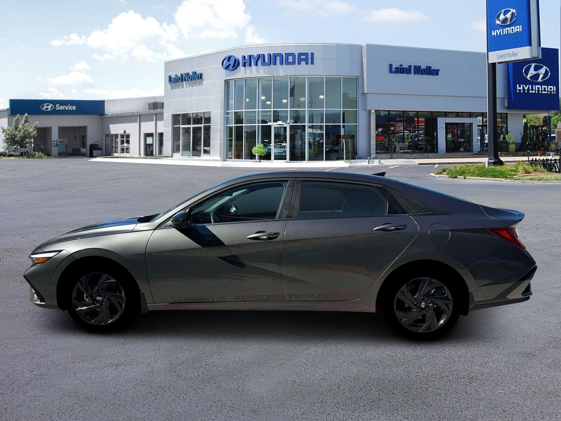 View vehicle photo 3