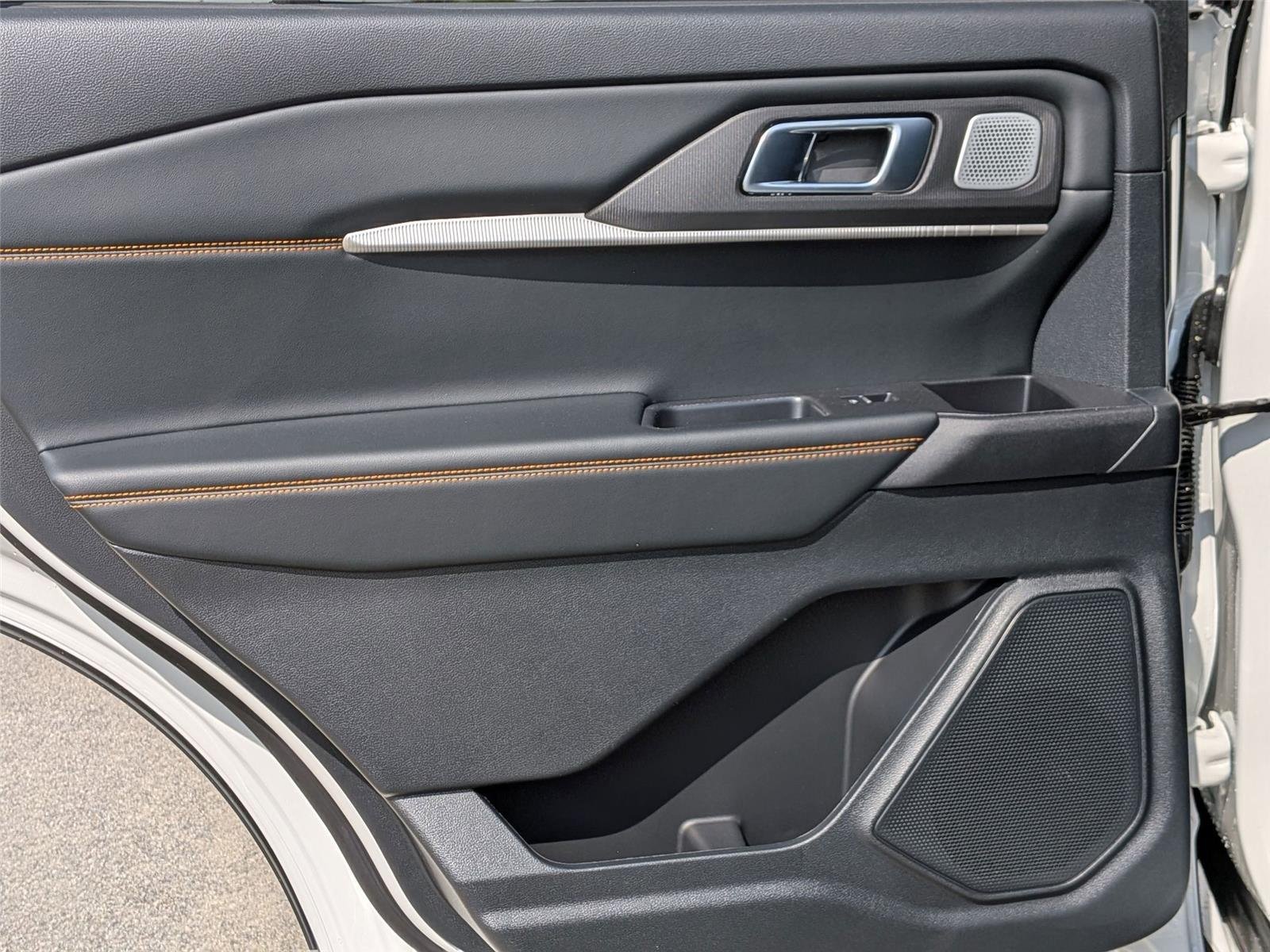 New 2026 Star White Metallic Tri-Coat Ford Tremor® image 27