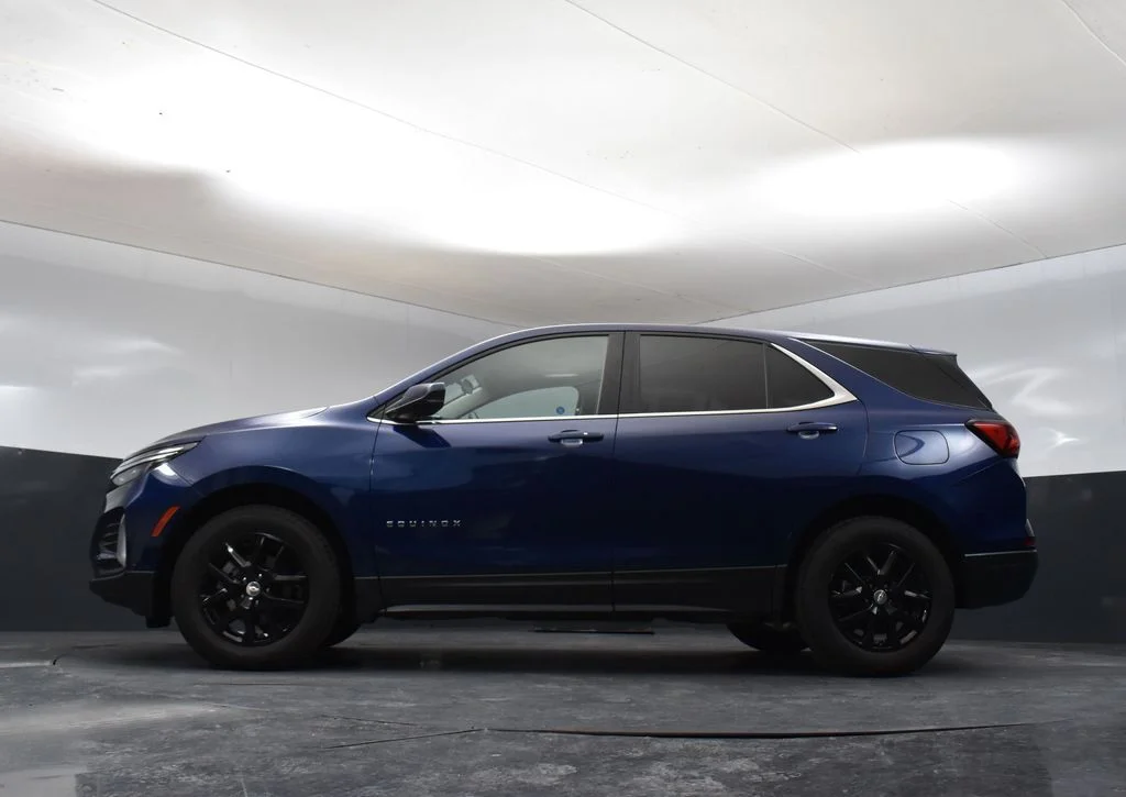 Certified Used 2022 Blue Chevrolet LT image 32