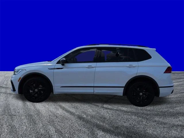 Used 2023 Opal White Pearl Effect Volkswagen 2.0T SE R-Line Black image 7