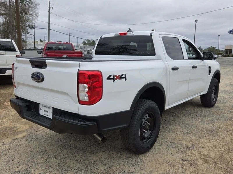 New 2026 Oxford White Ford XL image 7