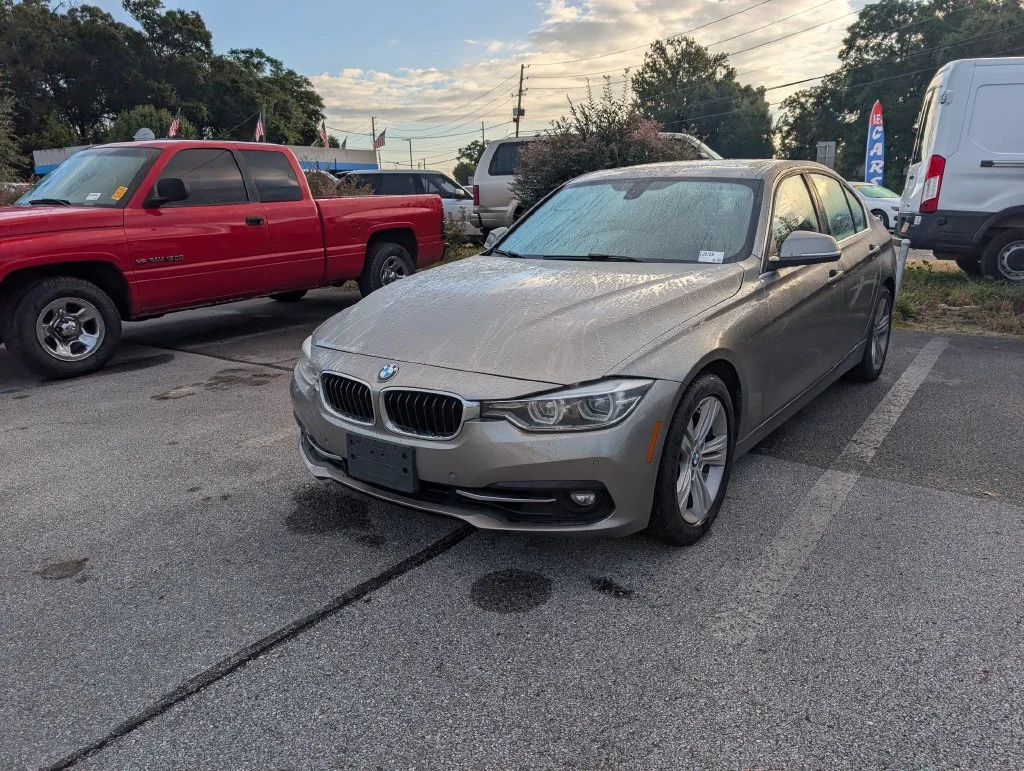 2017 BMW 3 Series 330i