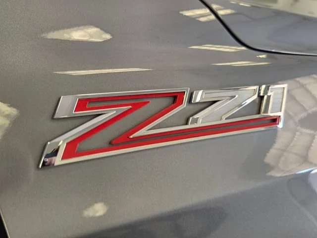 Used 2023 STERLING GRAY METALLIC Chevrolet Z71 image 19