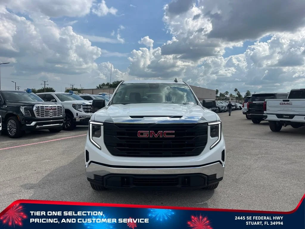 New 2026 Summit White GMC Pro image 3