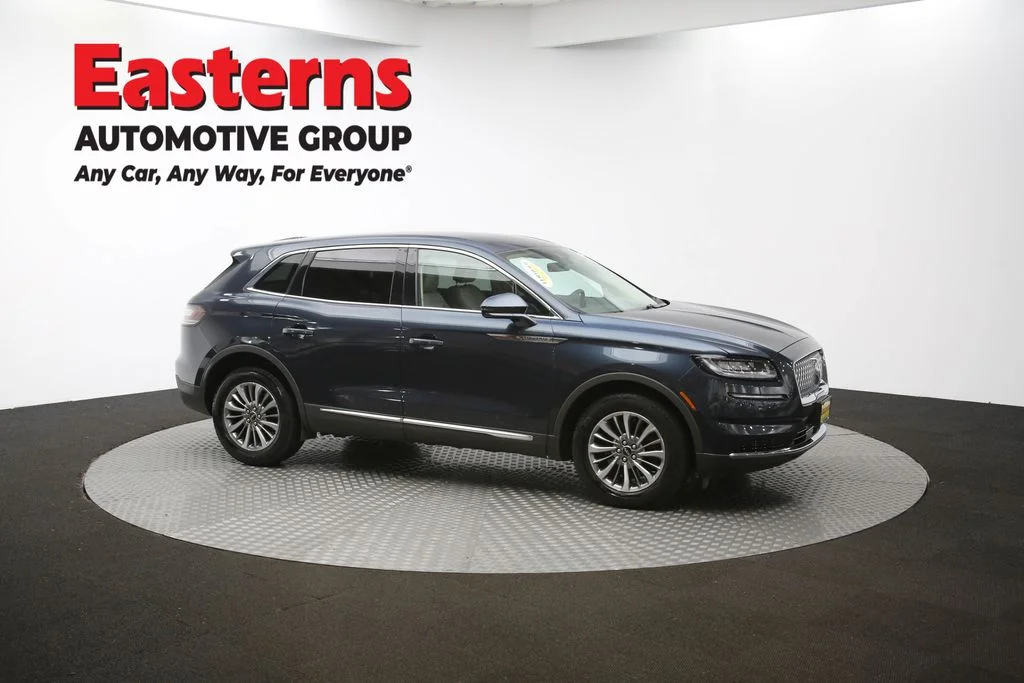 Used 2022 Blue Lincoln Standard image 46
