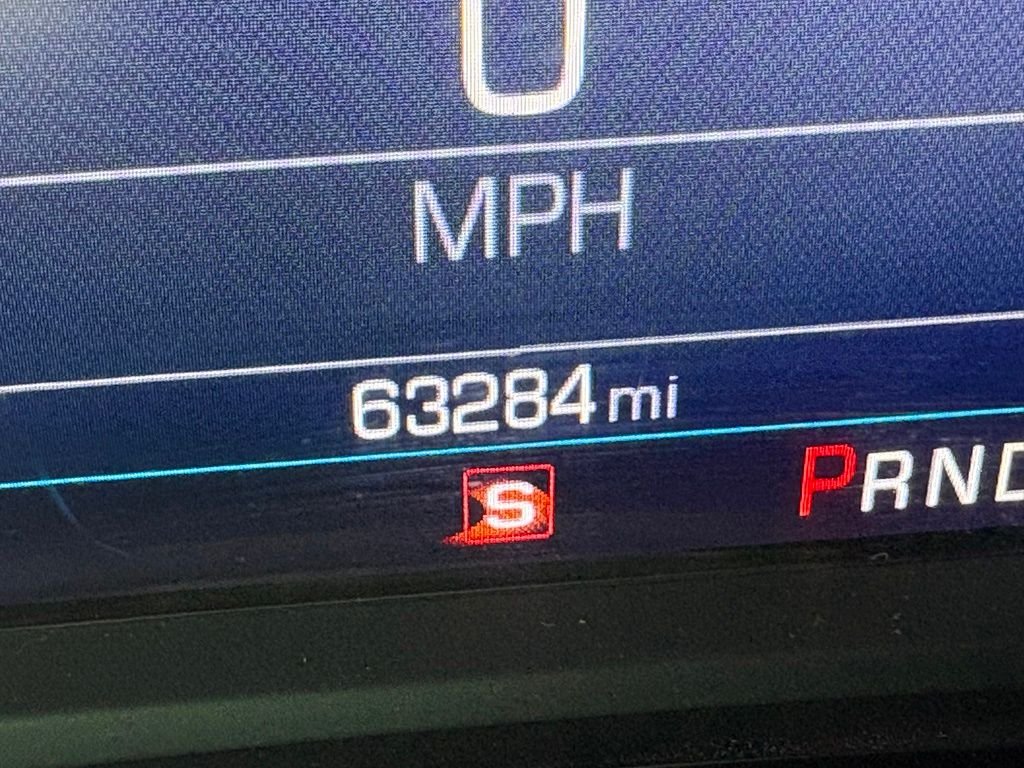 Used 2021 White Chevrolet 1LT image 11