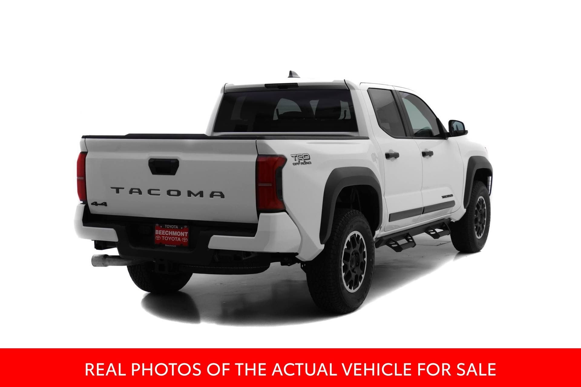 2025 Toyota Tacoma TRD Off Road - Photo 2