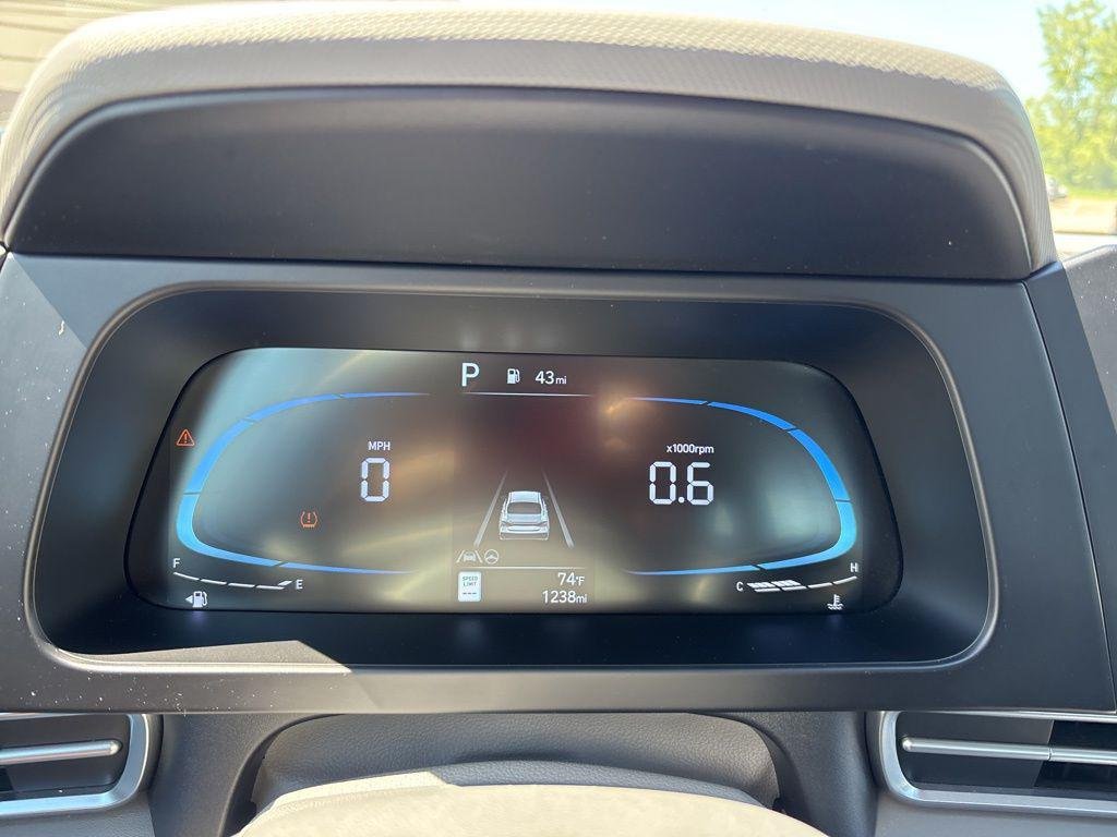 2025 Hyundai Elantra SEL - Photo 26