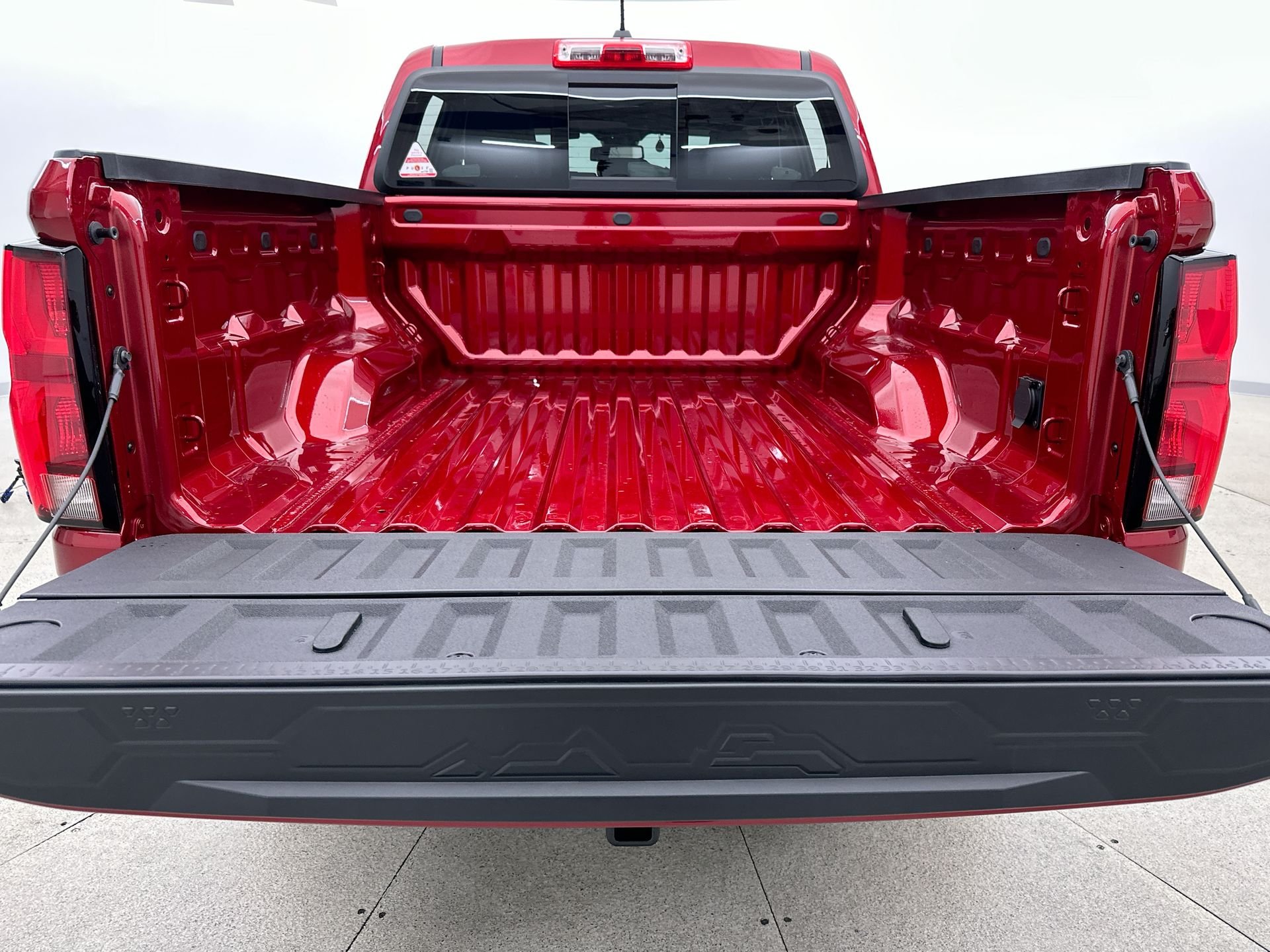 New 2026 Radiant Red Tintcoat Chevrolet Z71 image 80