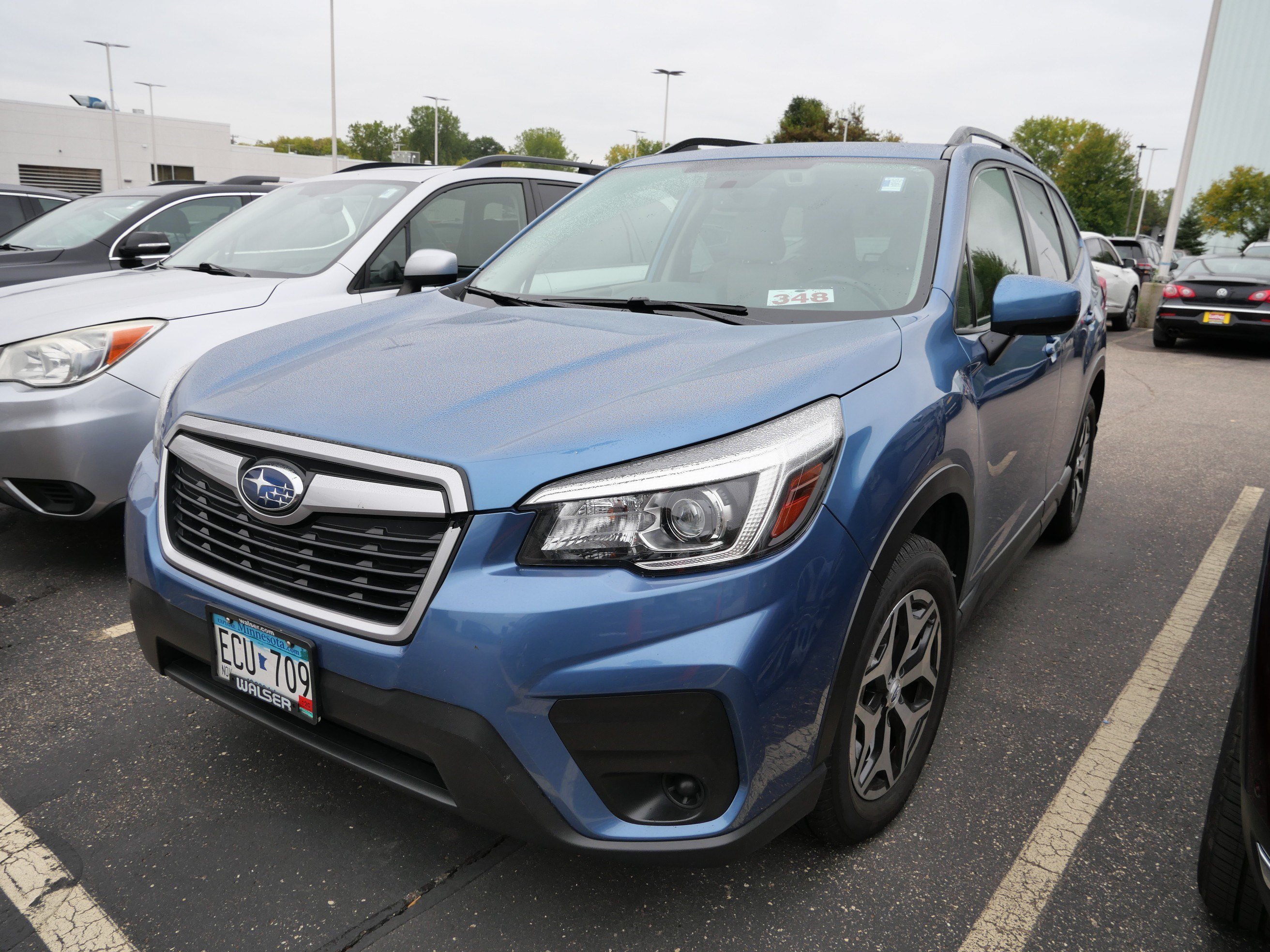 Used 2020 Horizon Blue Pearl Subaru Premium image 3