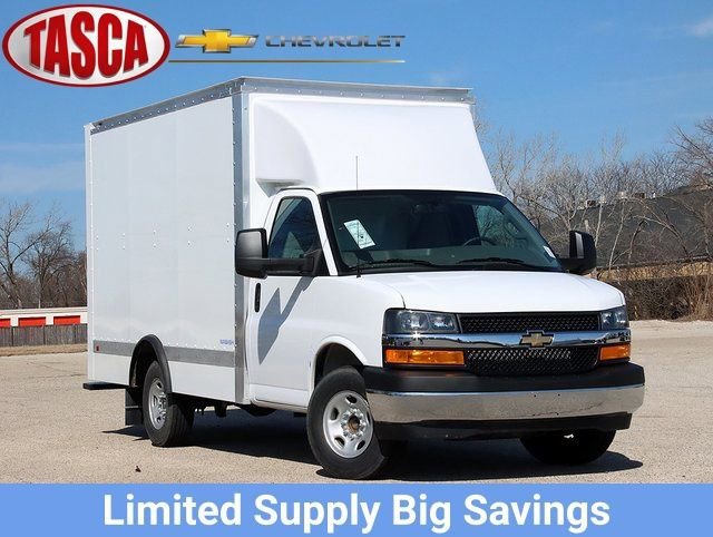 2025 Chevrolet Express Cutaway