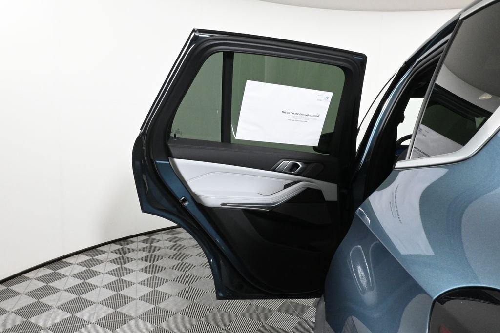 2026 BMW X5 40i - Photo 33