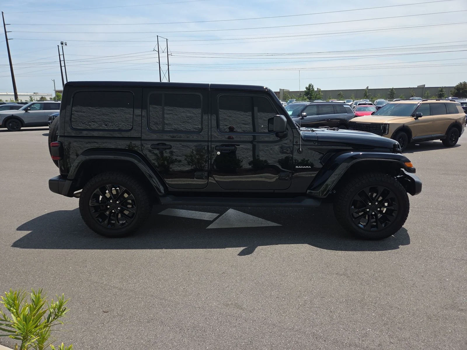 Used 2023 Black Clearcoat Jeep Sahara 4xe image 6